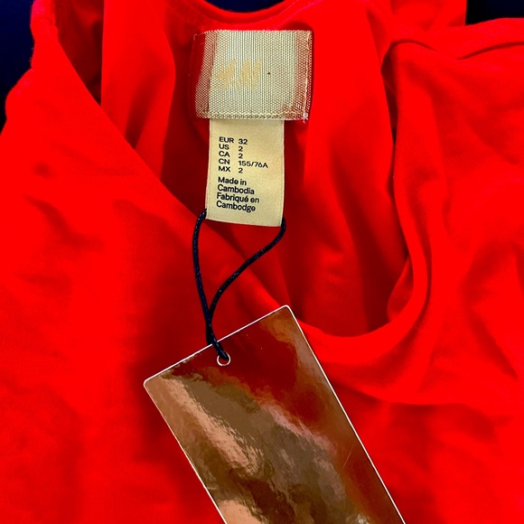 H and M top - Picture 5 of 5